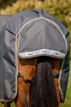 Hot Amigo Bravo 12 Plus Bundle Turnout Rug 50g, With 2 Liners Lightweight Turnout Rugs
