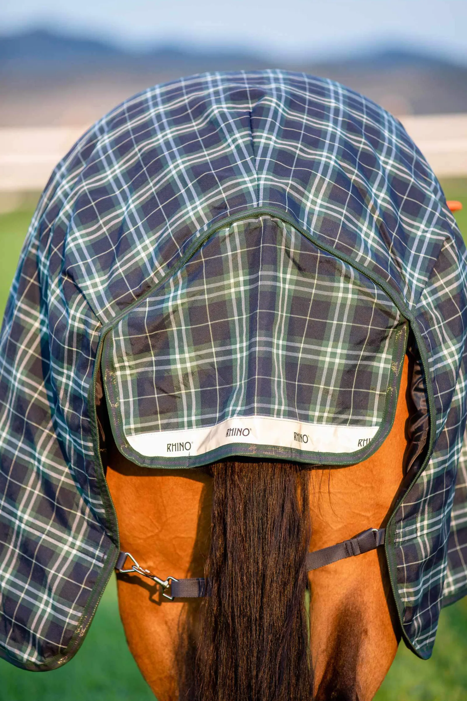 Best Rhino Wug Vari-Layer Turnout Rug with High Neck, 250g Medium & Heavyweight Turnout Rugs