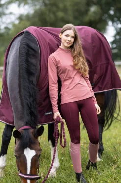 Hot Glasgow Turnout Rug with Fleece Lining and Reflective Accents, 0g Lightweight Turnout Rugs