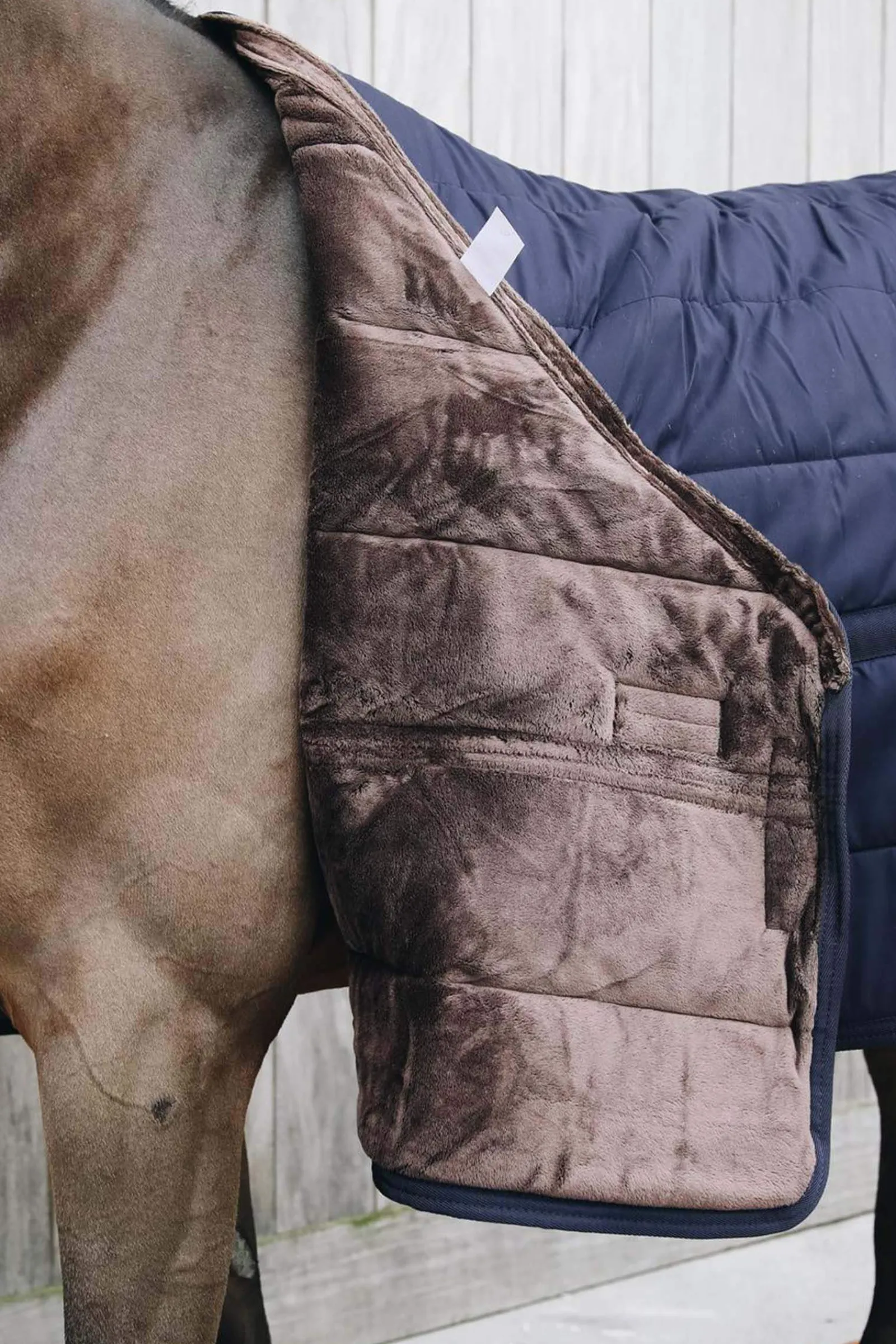 Clearance Horsewear Skin Friendly Under Rug, 300g Stable Rugs & Liners
