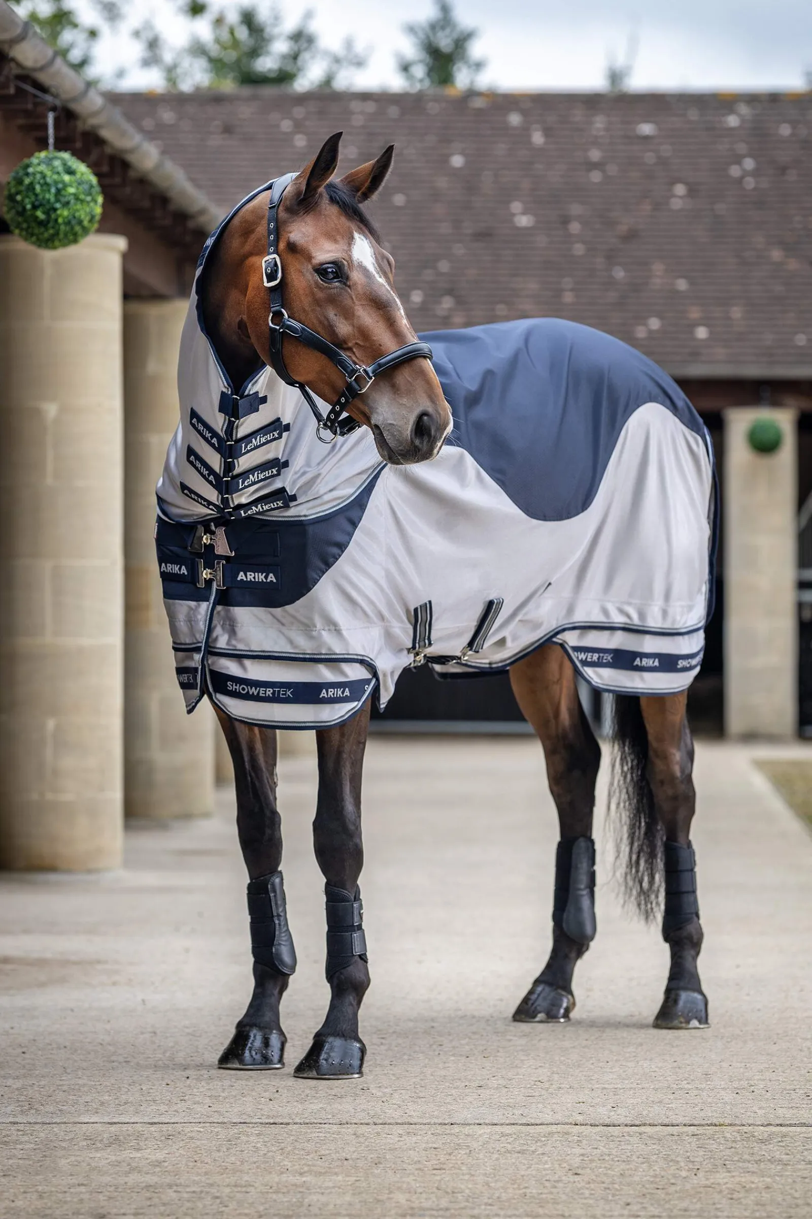 Outlet Arika Shower-Tek Fly Rug Fly Rugs|Fly Rugs