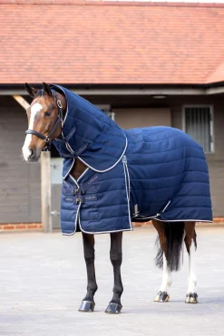Fashion Kudos Stable Rug, 100g Stable Rugs & Liners