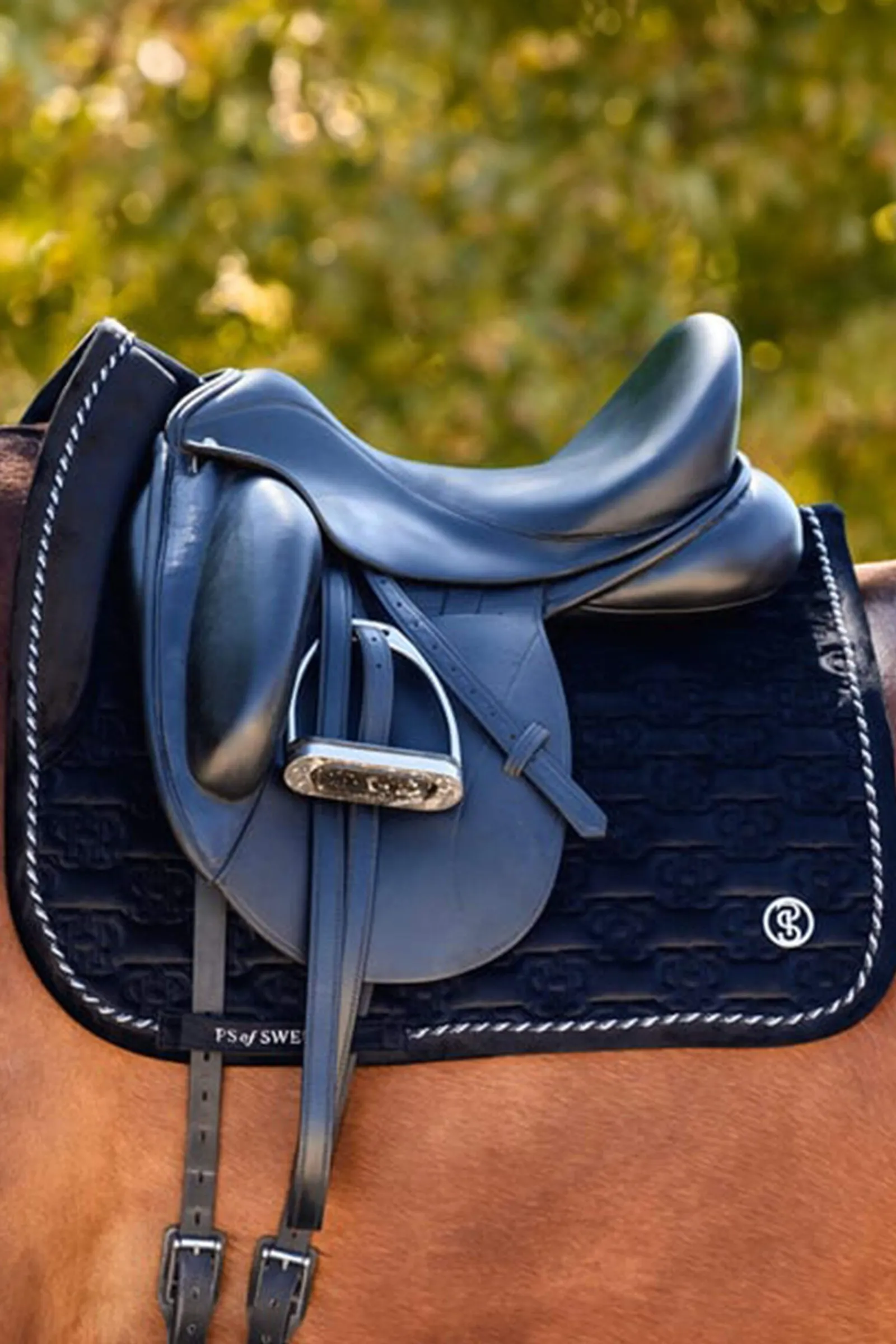 Fashion PS of Sweden Saddle Pad Velvet Monogram Dressage Dressage Saddle Pads