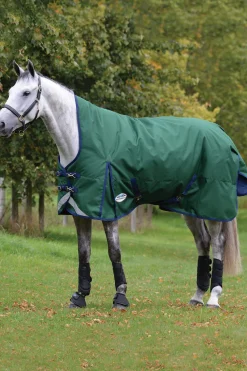 Clearance Comfitec Plus Dynamic II High Neck Medium/Light Turnout Rug, 100g Medium & Heavyweight Turnout Rugs